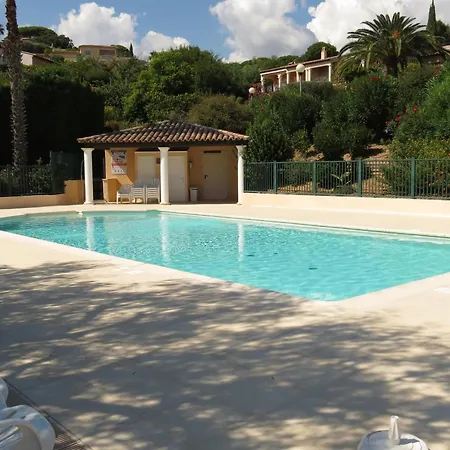 Maison 4 Pieces Avec Piscines A 250m Des Plages, 1km Du Centre-ville, Wi-fi, Animaux Acceptes - Fr-1-780-13 *